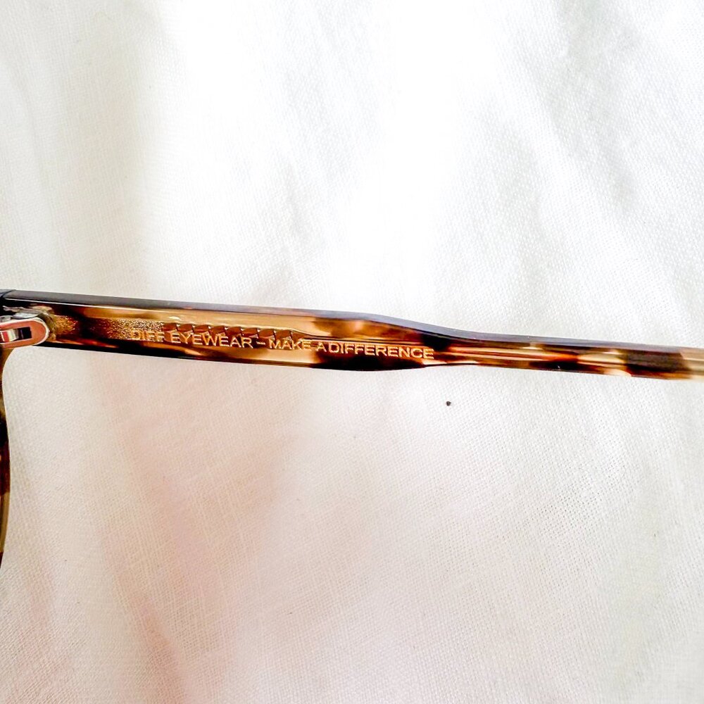 Diff Sawyer Espresso Tortoise Sunglasses Round Le… - image 6